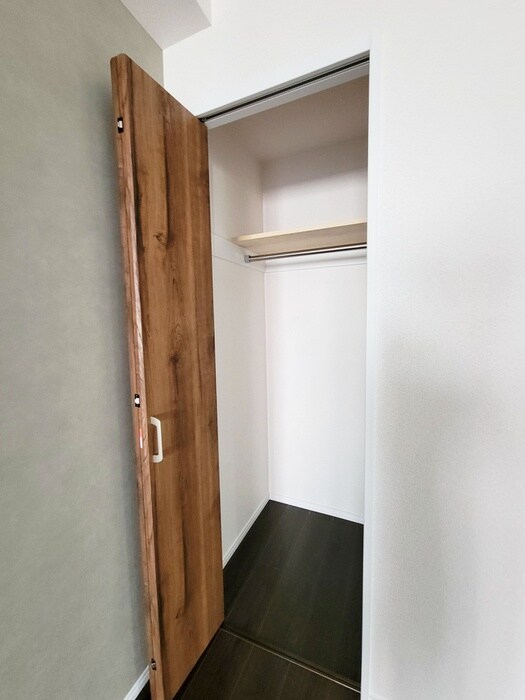 物件内観写真11　(収納)