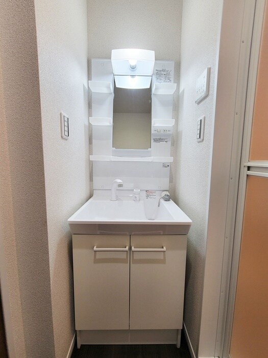 物件内観写真14　(洗面)