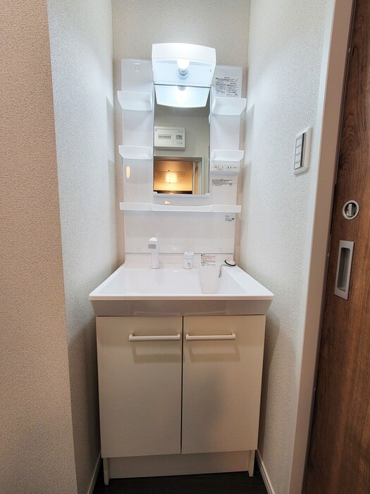 物件内観写真15　(洗面)