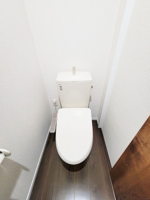 物件内観写真16　(トイレ)