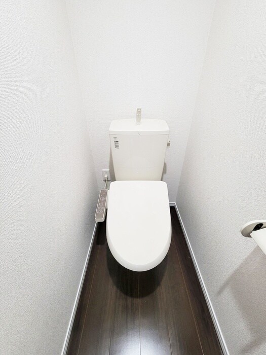 物件内観写真16　(トイレ)