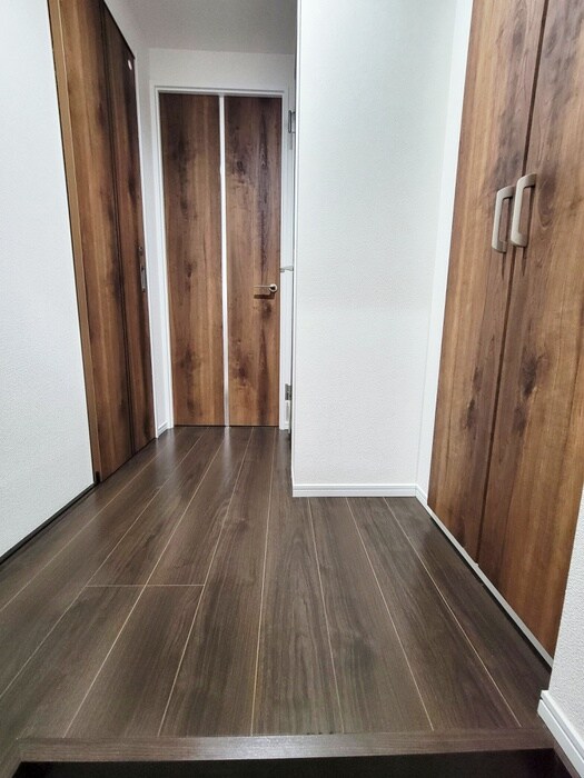 物件内観写真18　(廊下)