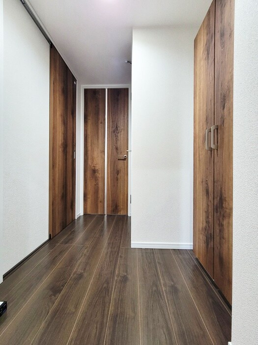 物件内観写真18　(廊下)