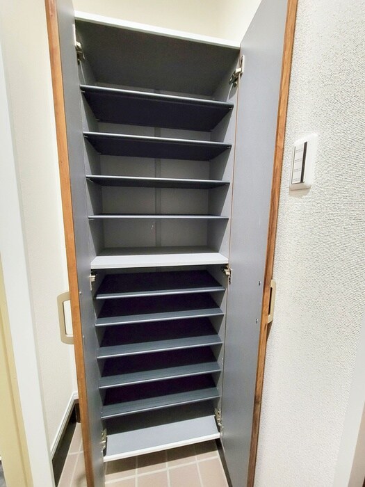 物件内観写真19　(靴箱)