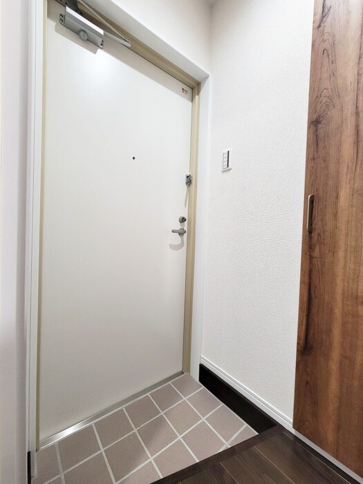 物件内観写真20　(玄関)