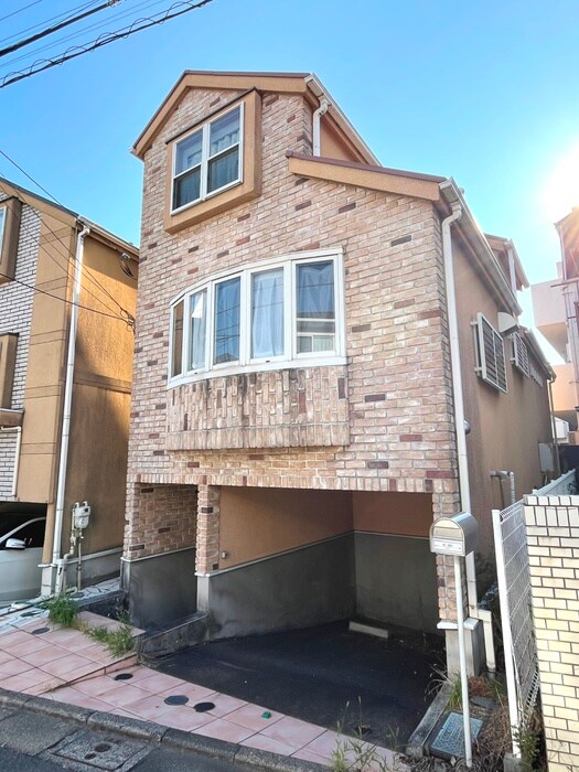 大岡山一丁目戸建の物件外観写真