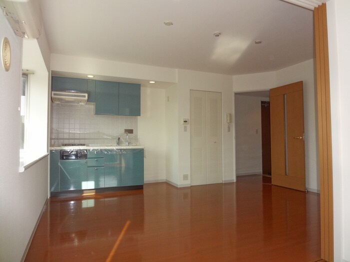 物件内観写真4　(居室)