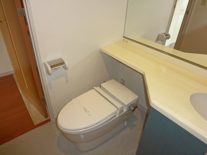 物件内観写真10　(トイレ)