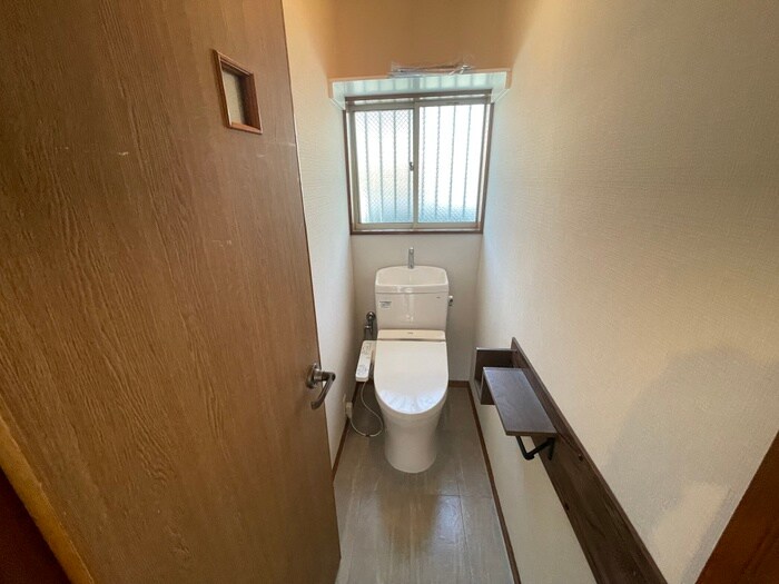 物件内観写真11　(トイレ)