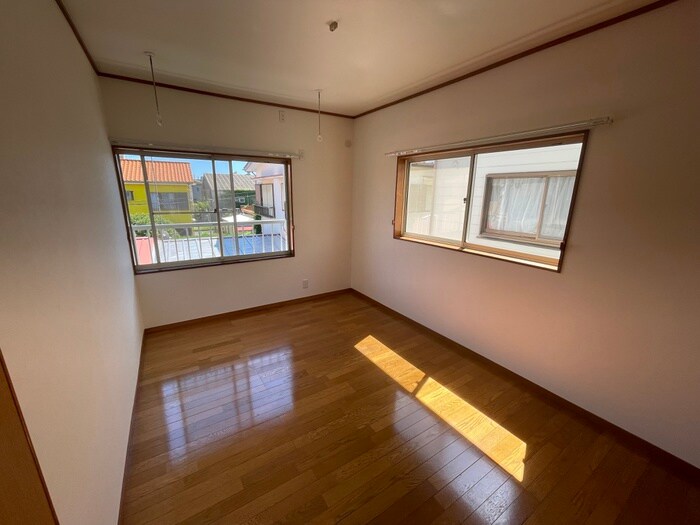 物件内観写真12　(居室)