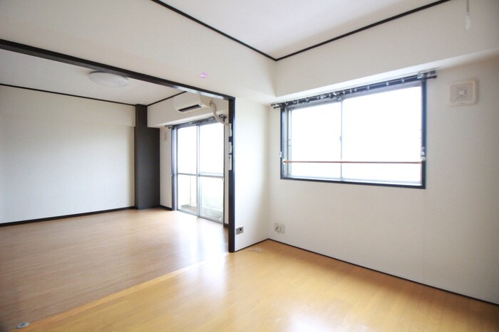 物件内観写真12　(居室)