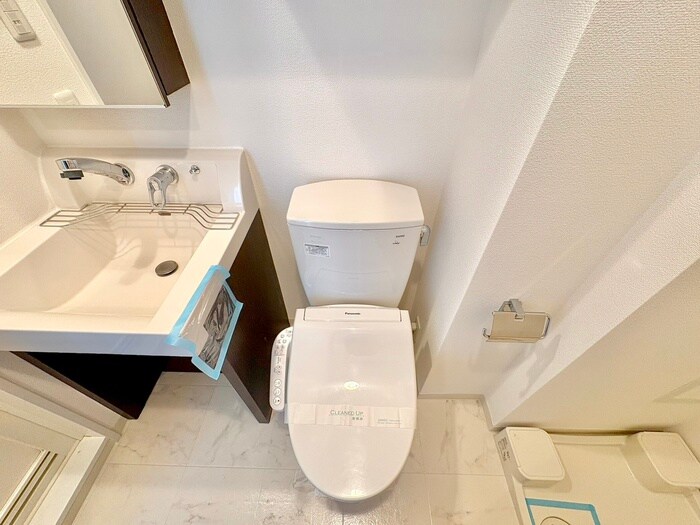 物件内観写真12　(トイレ)