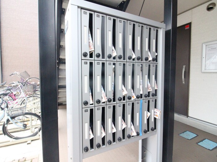 物件外観写真4　(建物設備)