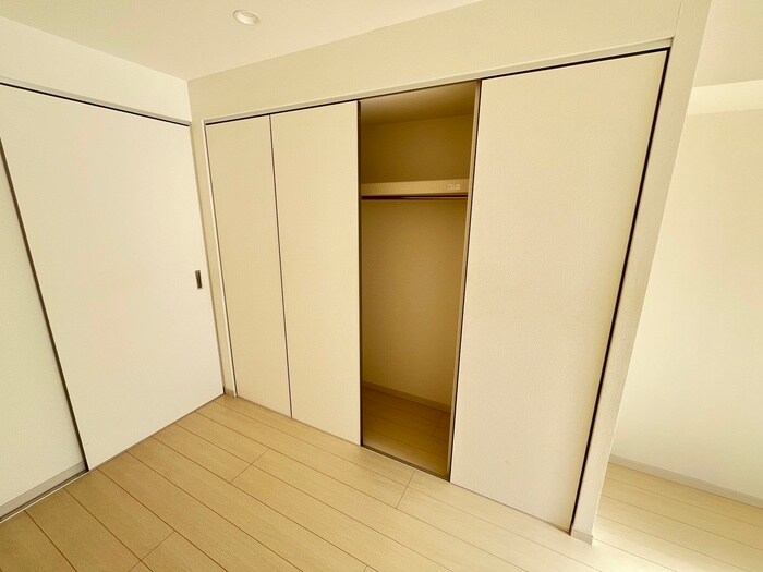 物件内観写真16　(収納)