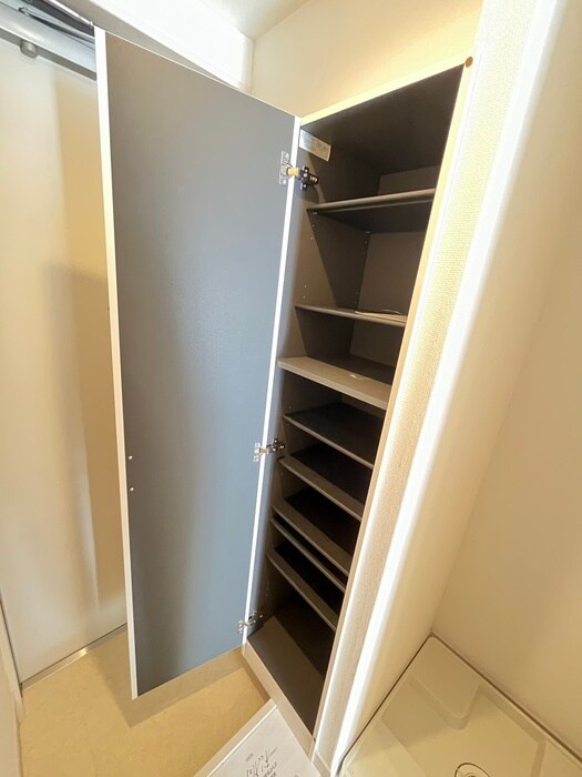 物件内観写真17　(靴箱)