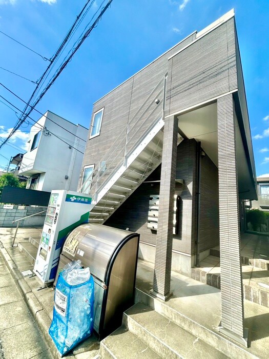 物件外観写真2　(外観写真)