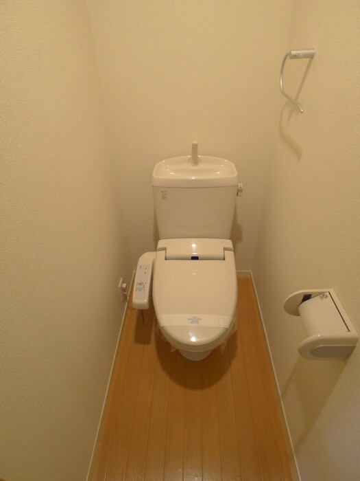 物件内観写真15　(トイレ)