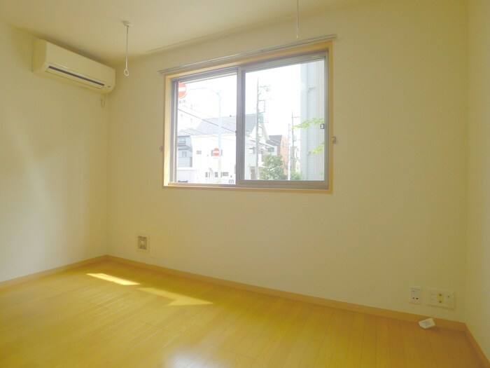 物件内観写真19　(居室)