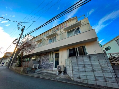 コーポサンライフ滝頭外観写真