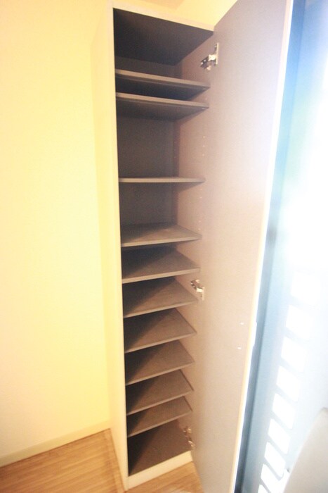 物件内観写真14　(靴箱)