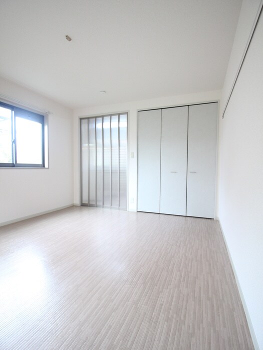 物件内観写真18　(居室)