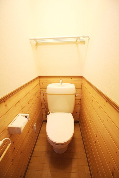 物件内観写真13　(トイレ)