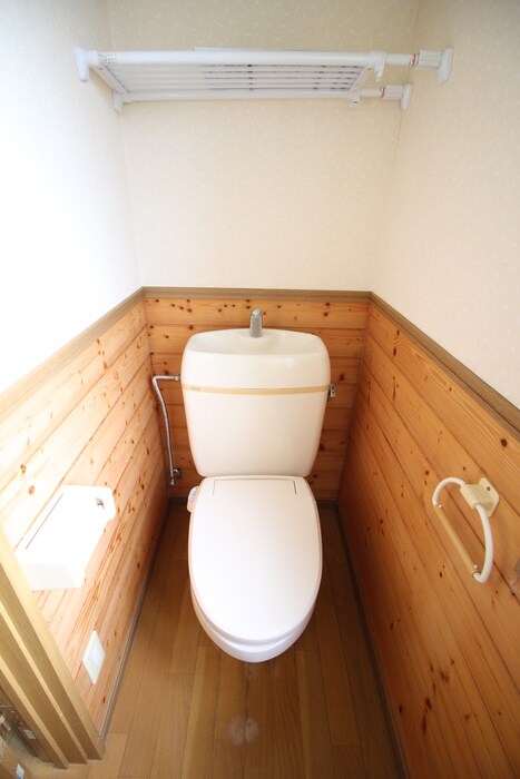 物件内観写真14　(トイレ)