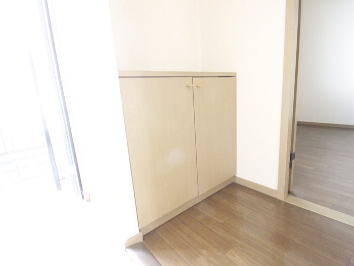 物件内観写真11　(靴箱)