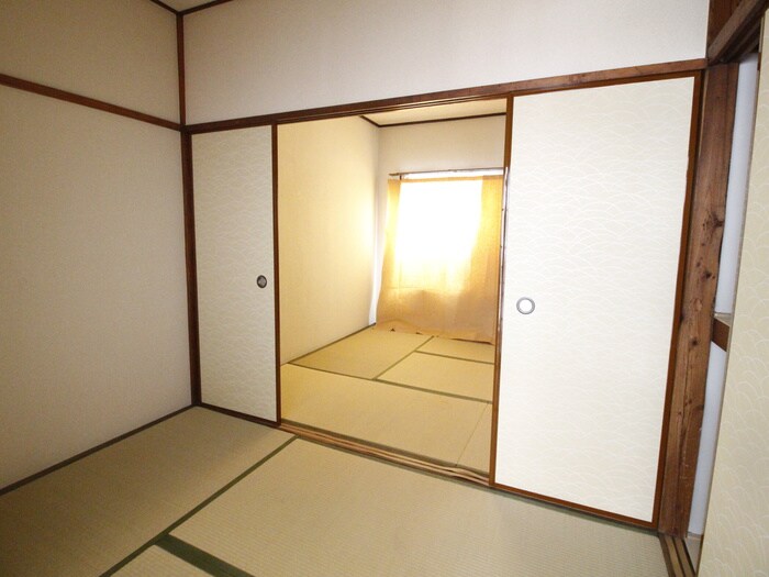 物件内観写真6　(居室)