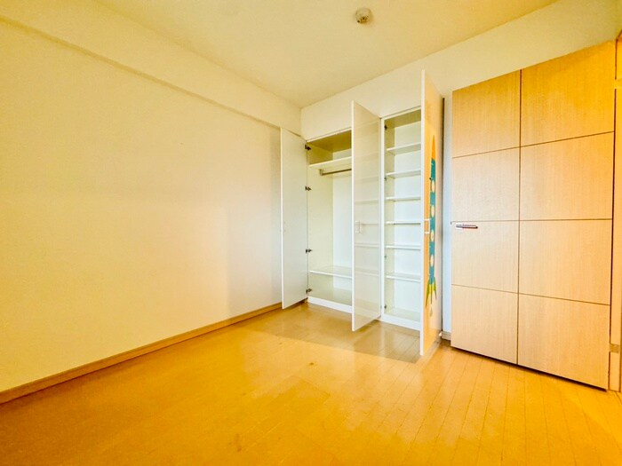 物件内観写真10　(居室)