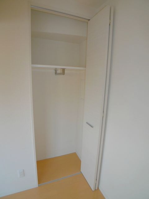 物件内観写真10　(収納)