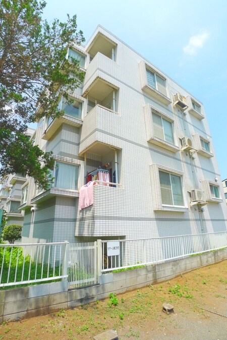 セザール第三所沢外観写真
