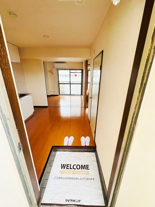 物件内観写真22　(玄関)