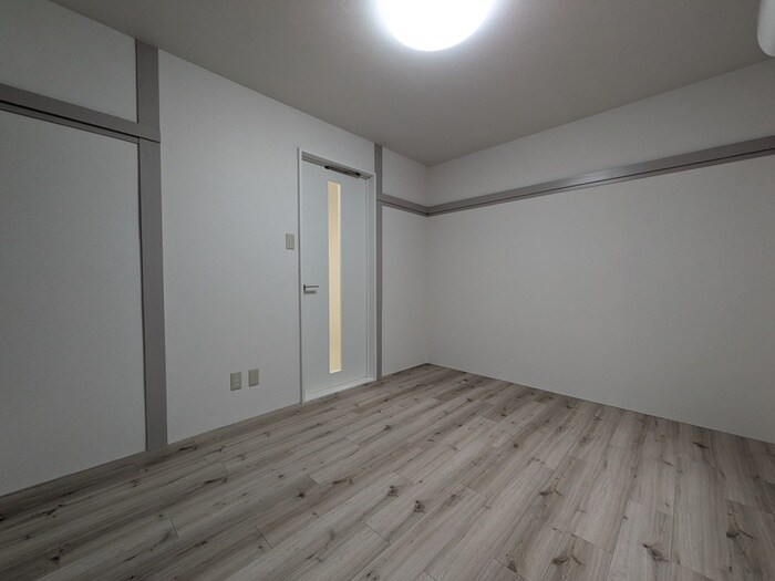 物件内観写真5　(居室)