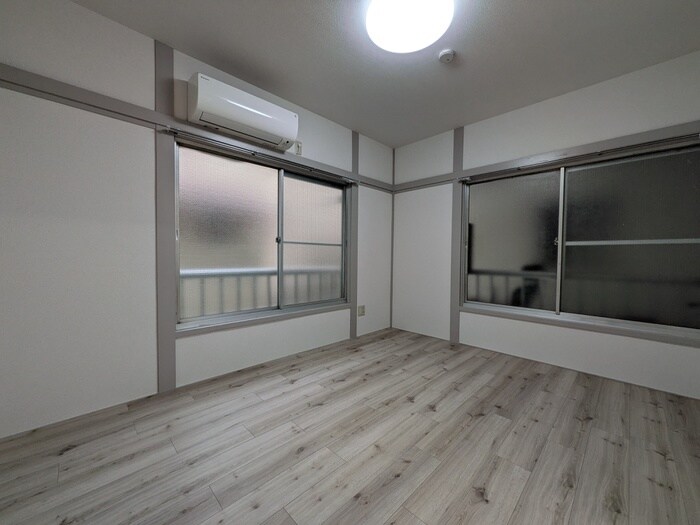 物件内観写真6　(居室)