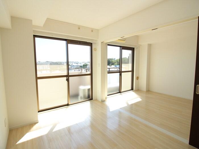 物件内観写真7　(居室)