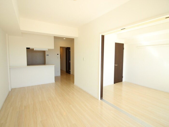 物件内観写真13　(居室)