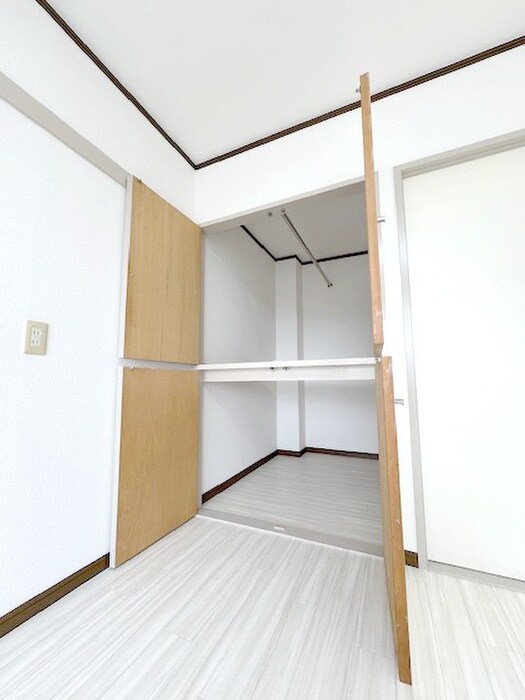 物件内観写真7　(収納)