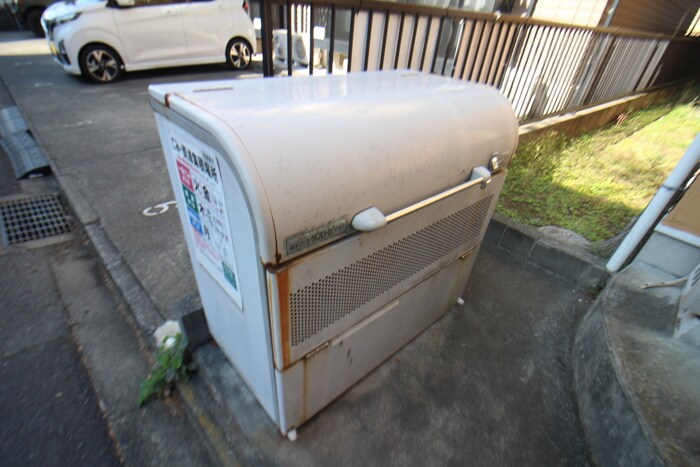 物件外観写真4　(建物設備)