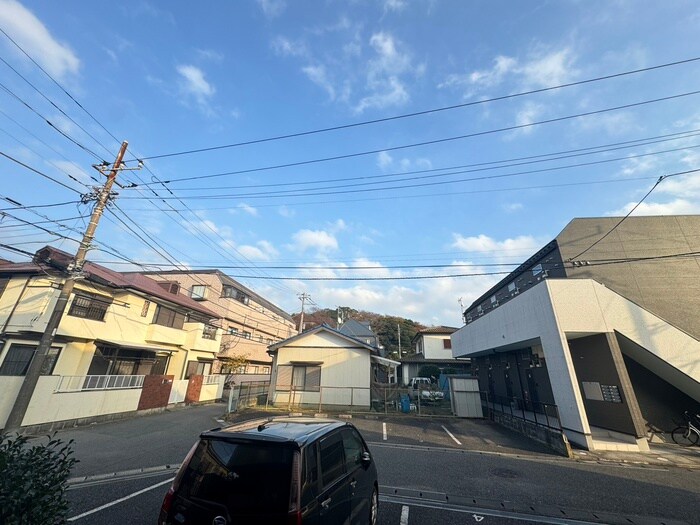 物件内観写真21　(室内からの展望)