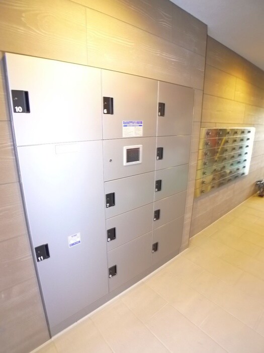 物件外観写真4　(建物設備)