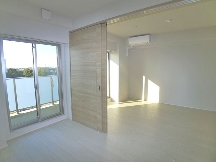 物件内観写真12　(居室)