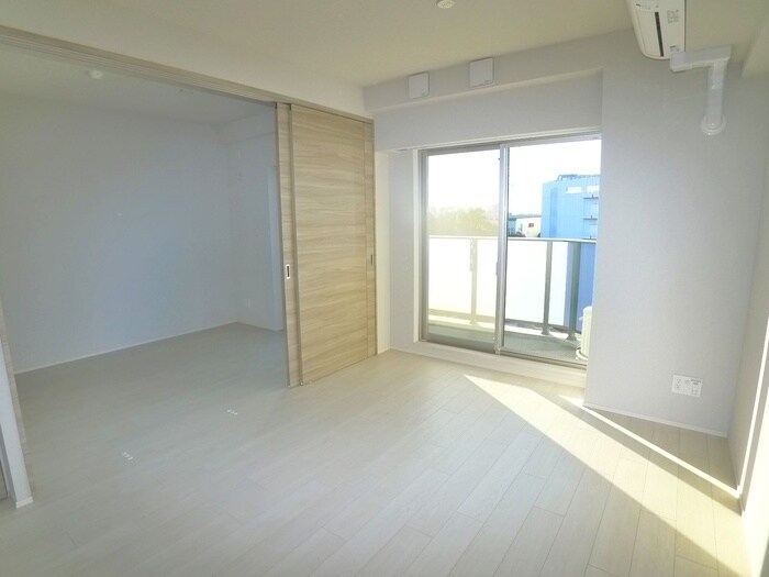 物件内観写真13　(居室)