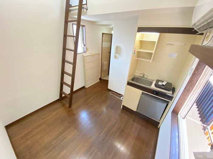 物件内観写真8　(居室)