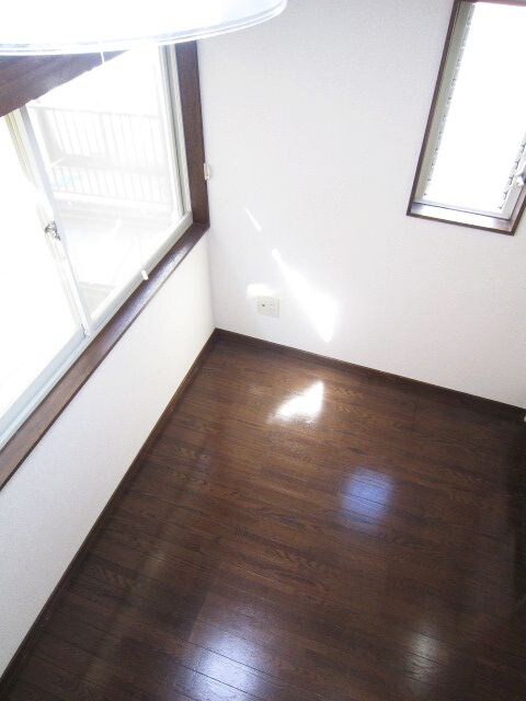 物件内観写真9　(居室)