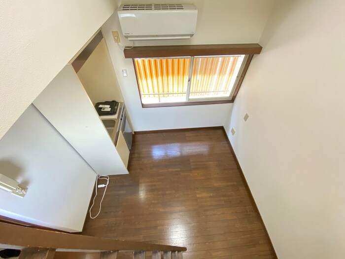 物件内観写真9　(居室)