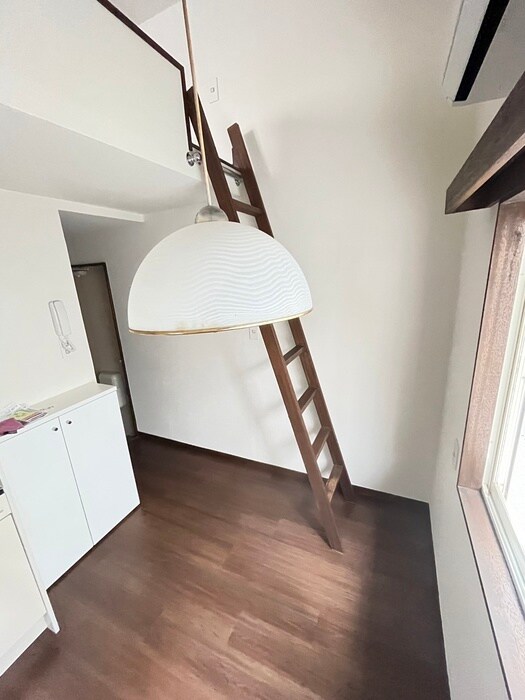 物件内観写真9　(居室)