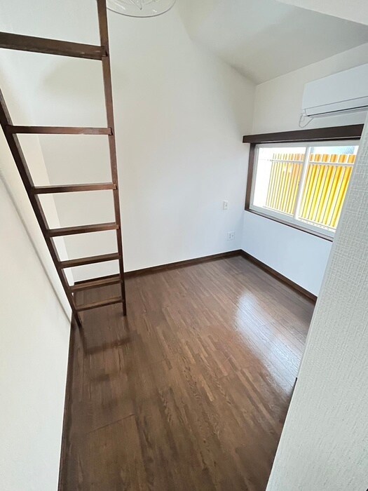 物件内観写真10　(居室)