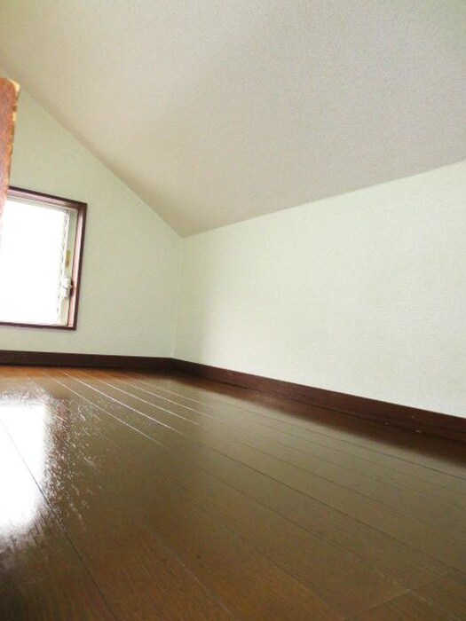 物件内観写真12　(ロフト)
