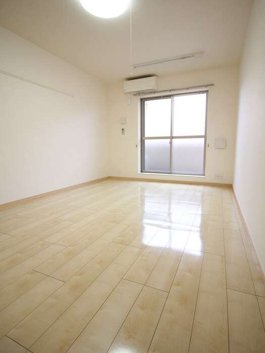 物件内観写真5　(居室)